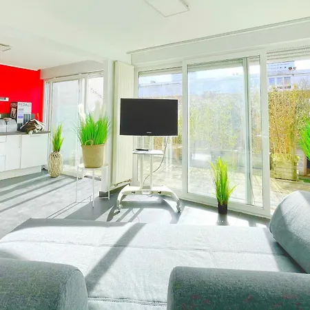 Chambre 6 2Eme Etage Πανσιόν